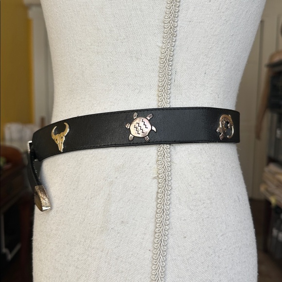 Silver Creek Black Leather Western Belt with Desert Animals 90’s Vintage Size 30 - Picture 11 of 16